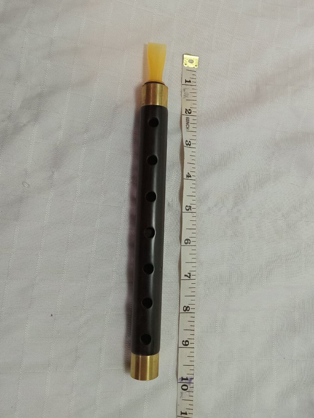 A set of three acrylic flutes with wooden or rubber mouthpieces - Picture 6 of 16
